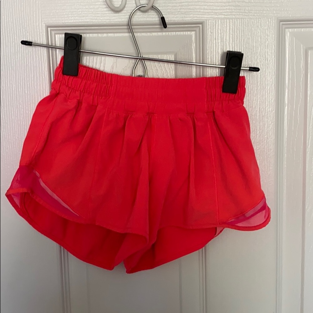 Neon Pink Hotty Hot short 2.5”